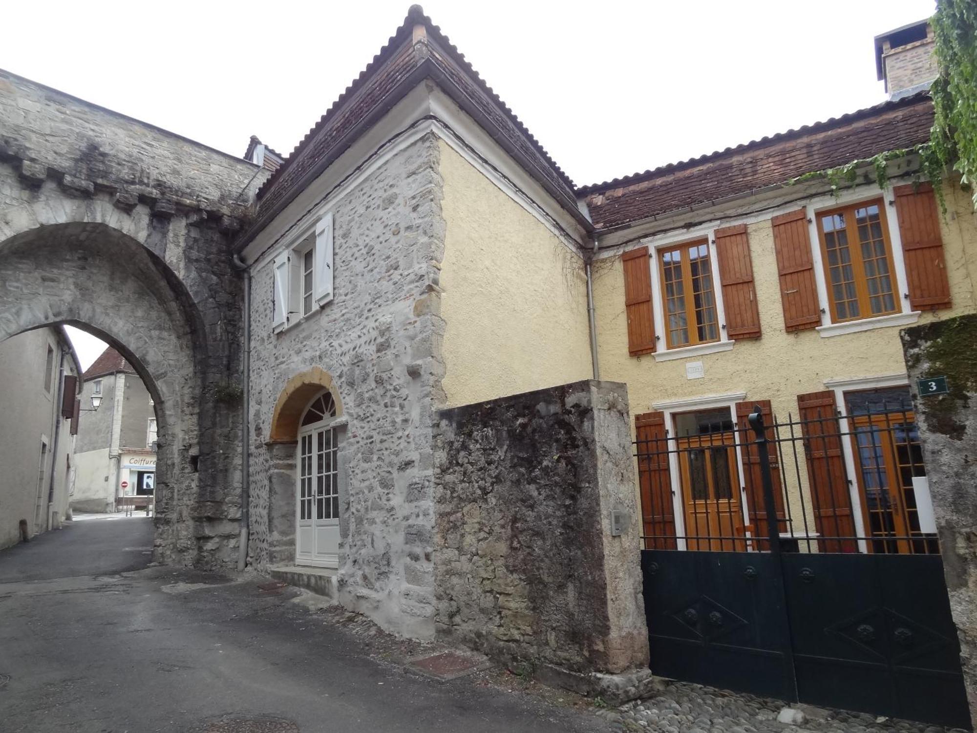 Villa Le Pelerine à Sauveterre-de-Bearn Extérieur photo