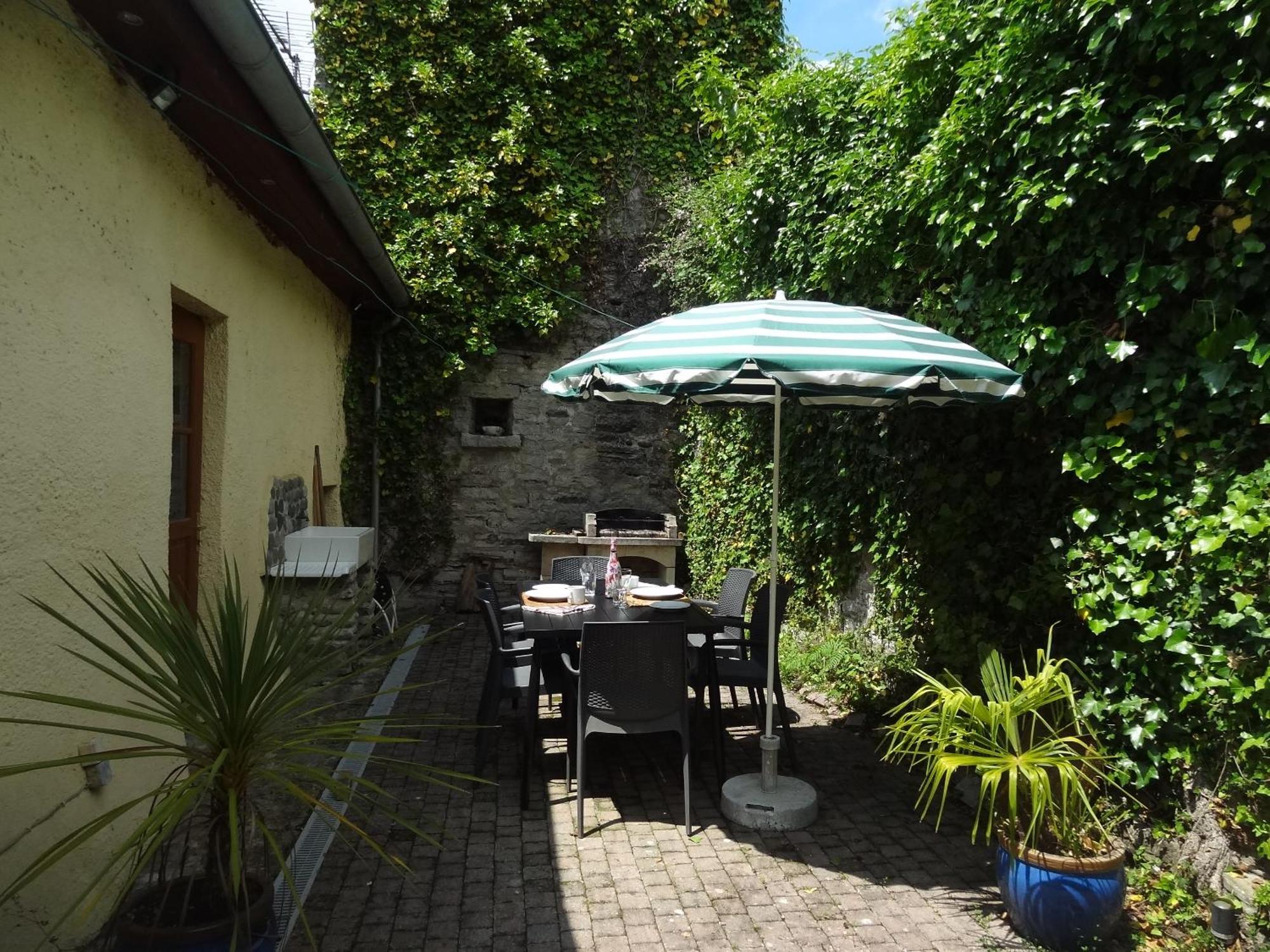 Villa Le Pelerine à Sauveterre-de-Bearn Extérieur photo