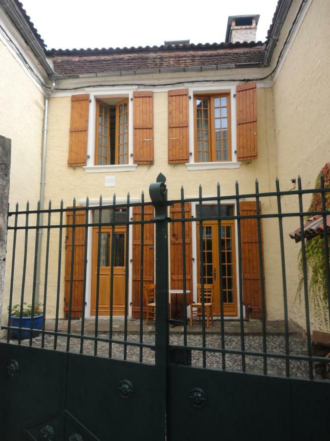 Villa Le Pelerine à Sauveterre-de-Bearn Extérieur photo